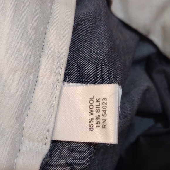 SLIGHTLY USED BANANA REPUBLIC MARTIN FIT PANTS SIZE 4 COLOR GRAY 85%WOOL 15%SILK - Picture 10 of 10